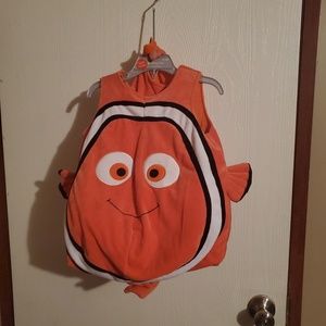 Disney store finding Nemo costume